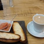 Desayuno Café y tostada tomate la Qchara dePachi Capitán Haya 50
