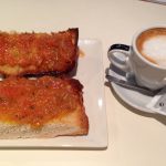 Desayuno tostadas con tomate el capricho de abascal chamberí desayunar en madrid