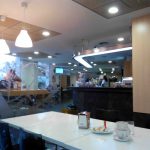 Interior cafetería hospital jiménez díaz desayunar en madrid