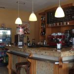 Mostrador cafetería Roscaffe Plaza de la Remonta
