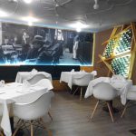 Zona mesas bar la tertulia desayunar en madrid paseo de la habana